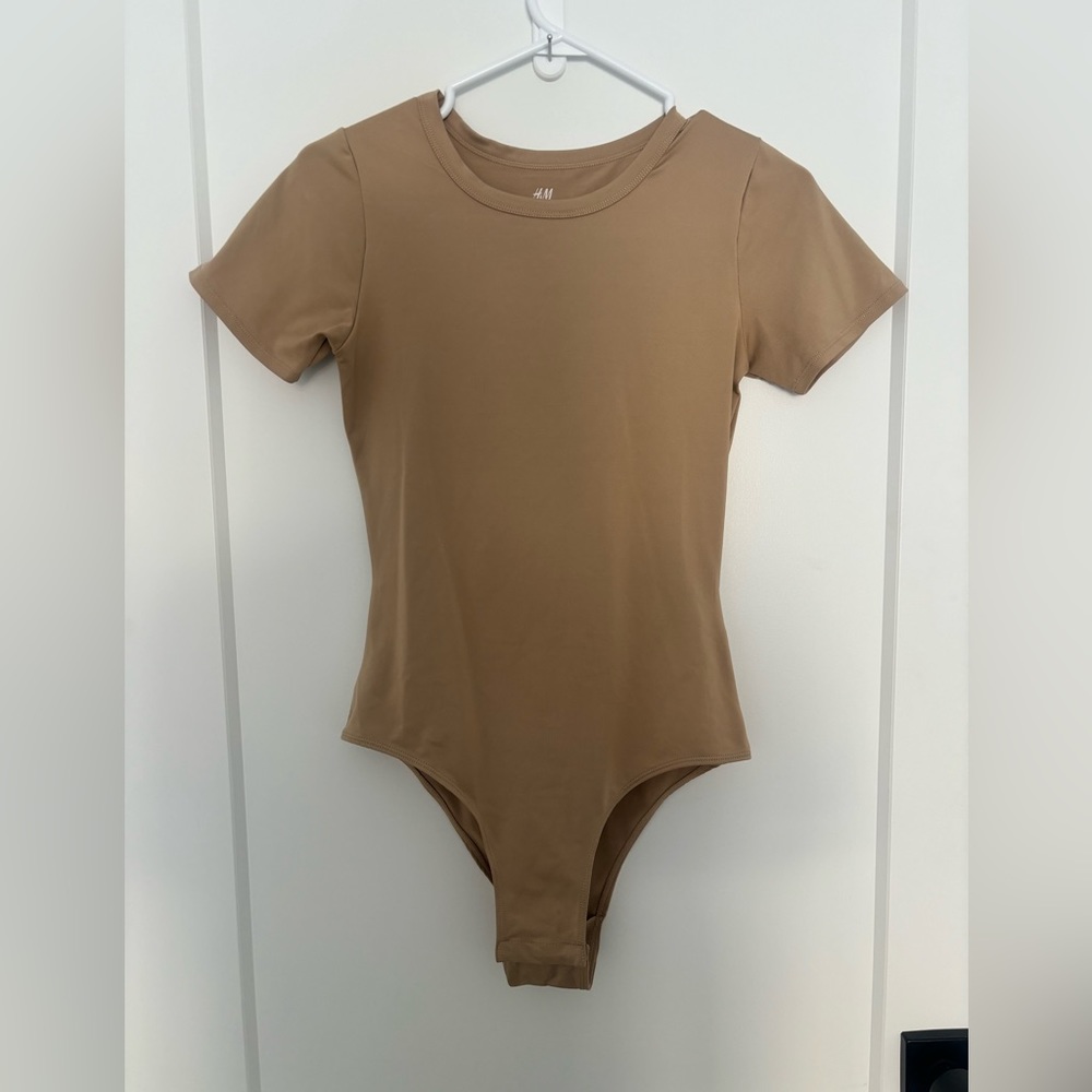 H&M Sport Bodysuit
